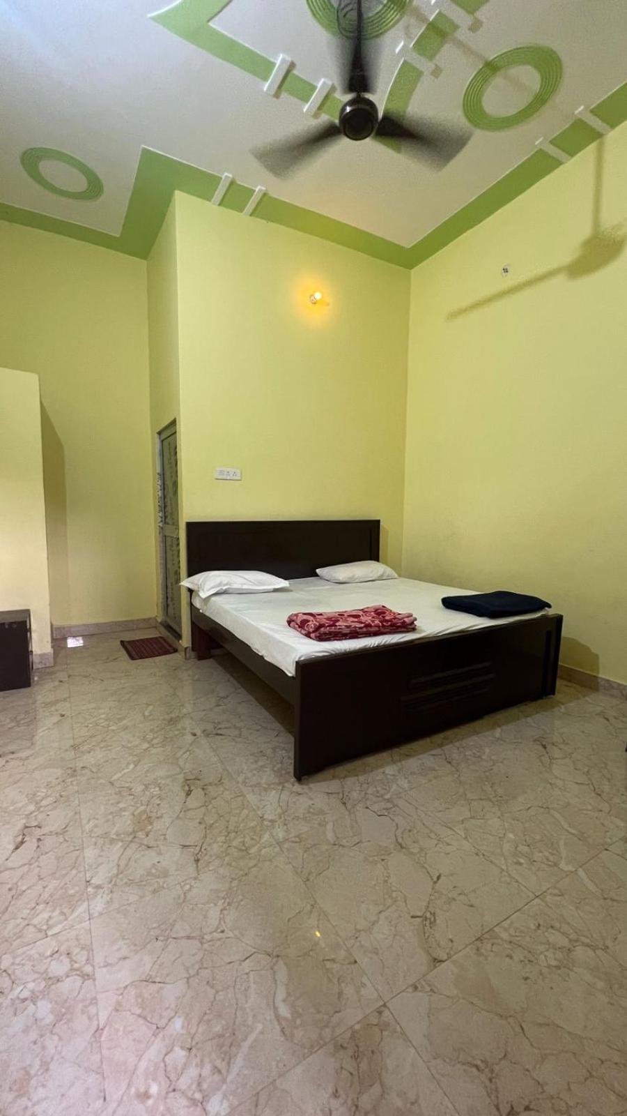 Hotel Vijay Palace Ayodhya エクステリア 写真