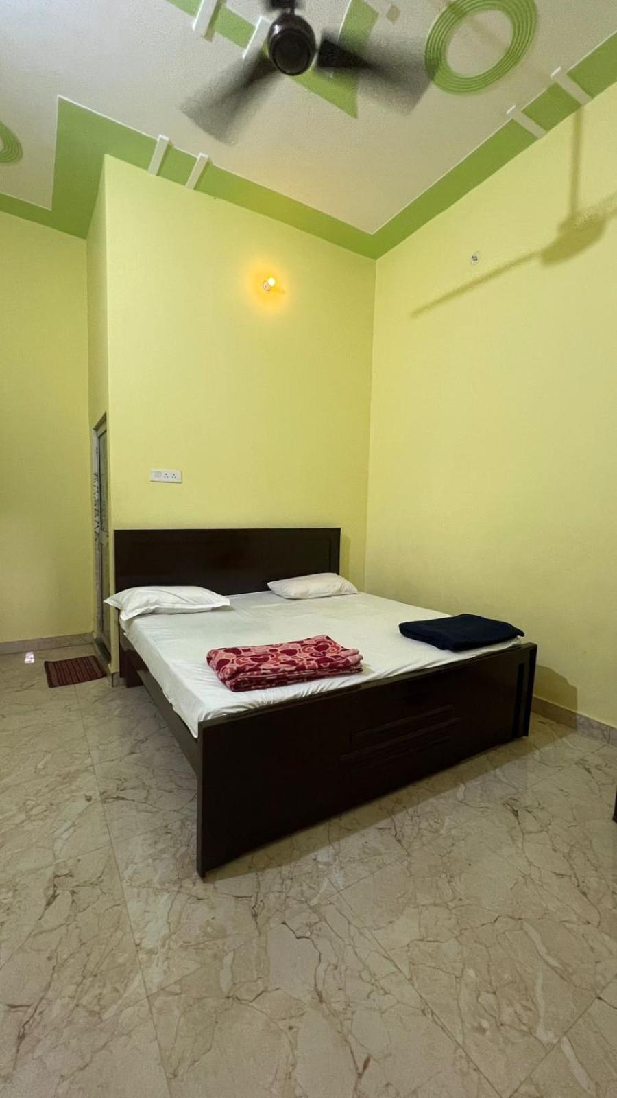 Hotel Vijay Palace Ayodhya エクステリア 写真